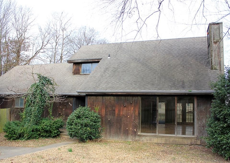 1st image of 3110 E Navajo Ct