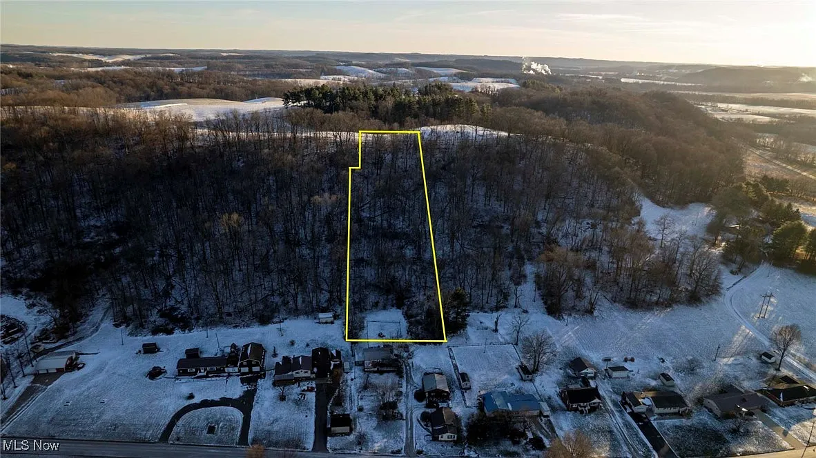1425 Cassingham Hollow Dr photo 1