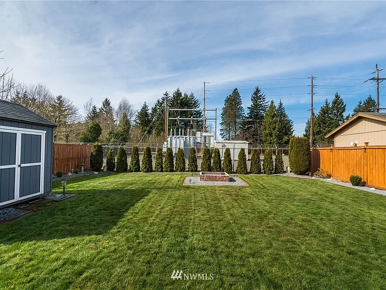 2536 54th Ave NE — Photo 2