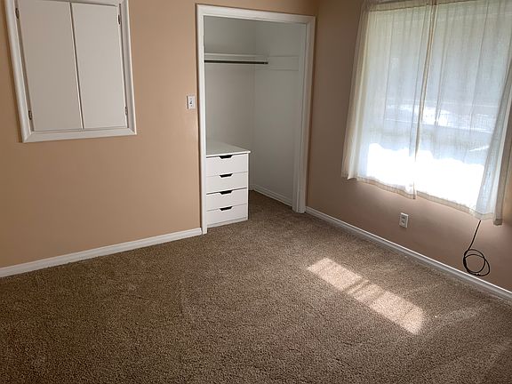 4th image of 2200 S Lee Ave