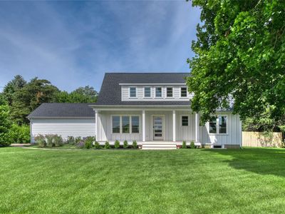 560 Little Neck Road, Cutchogue, NY, 11935