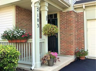 2103 Vanderbilt Dr, Geneva, IL 60134