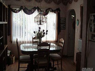 3rd image of 293 N Corona Ave