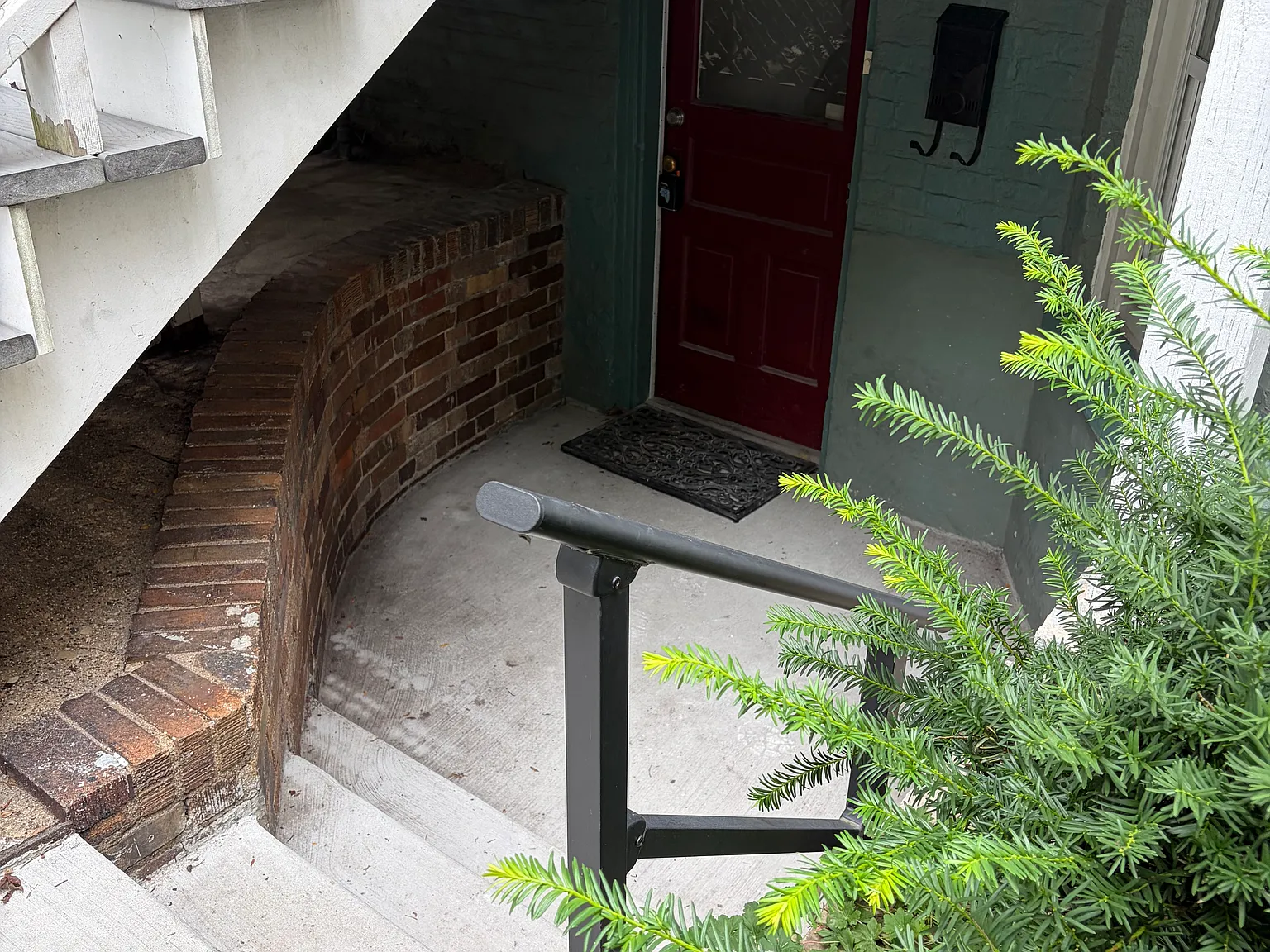 2 bed, 950 sqft, $2,000 — Photo 2