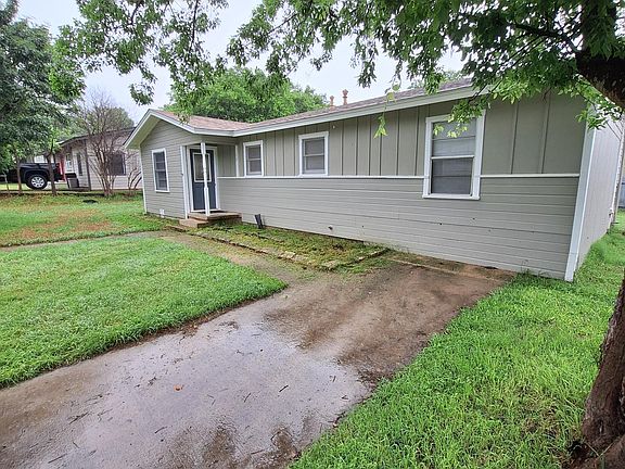 2nd image of 12 Cameron Dr