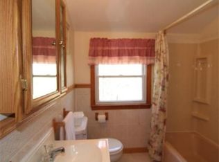 5 Governor Saltonstall Rd, Billerica, MA 01821