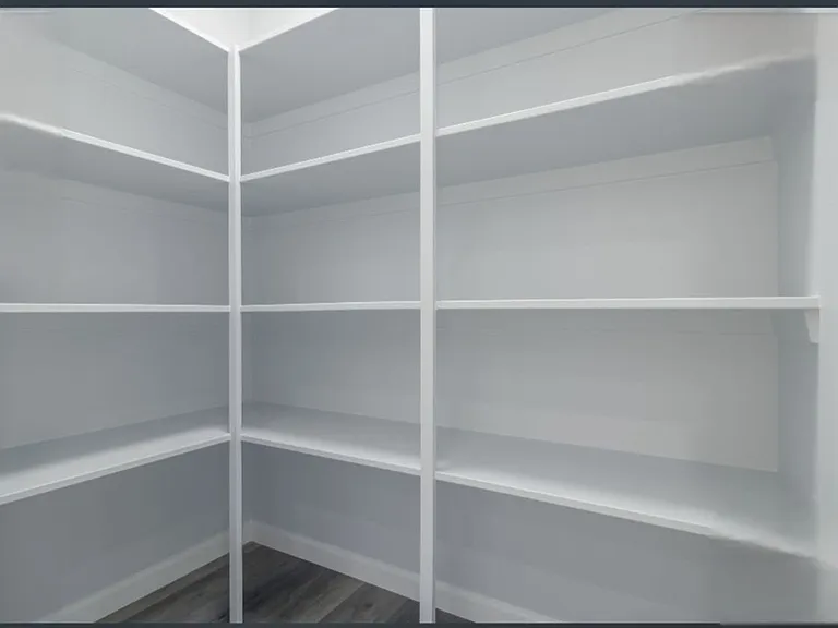 15-1562 11th Ave — Photo 25