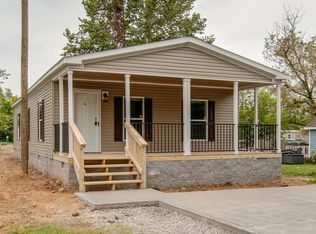 102 20th Ave W, Springfield, TN 37172