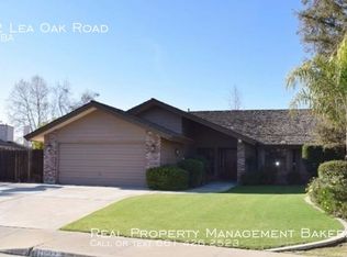 9612 Lea Oak Rd, Bakersfield, CA 93311