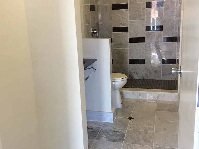 311 W Baltimore St #11 — Photo 22