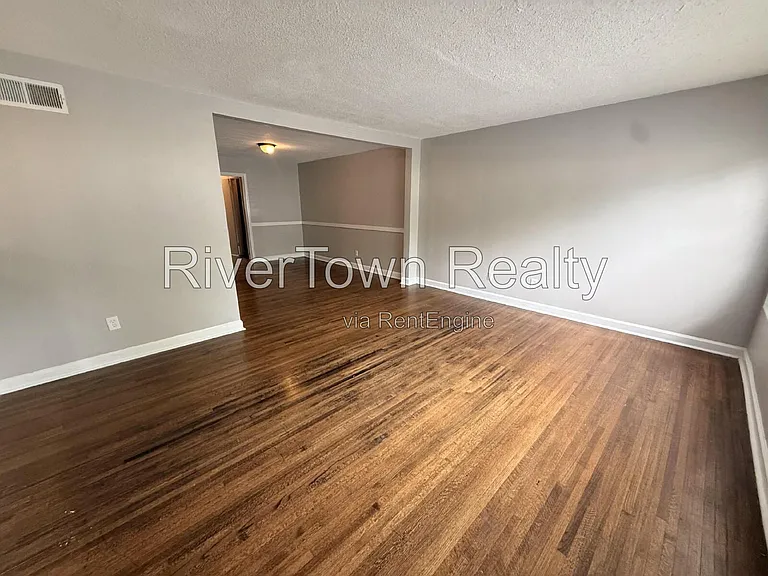 108 N Holmes St — Photo 15