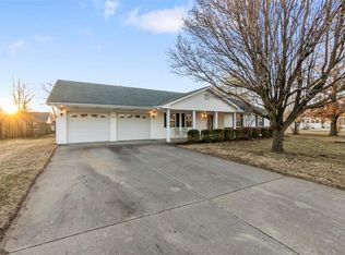 1005 Pine St, Sikeston, MO 63801