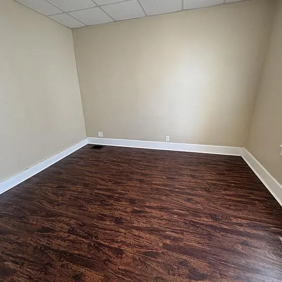 107 E 2nd St #107 — Photo 6