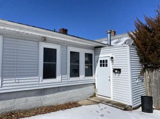 715 Providence St #B, West Warwick, RI 02893