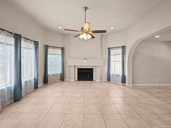 5th image of 6130 Valley Hill