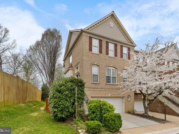 4600 Lambert Pl, Alexandria, VA 22311