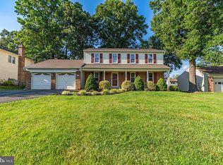 13 Butternut Way, Sterling, VA 20164