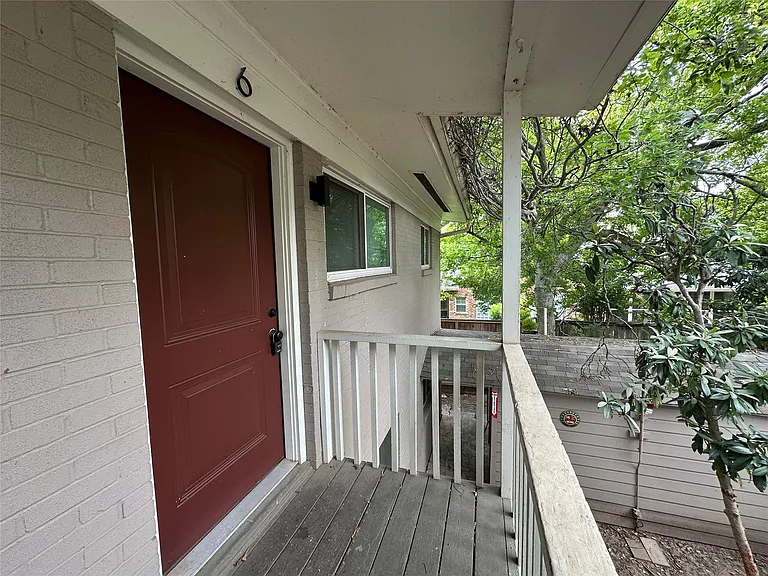 4015 Bellefontaine St #1 — Photo 1