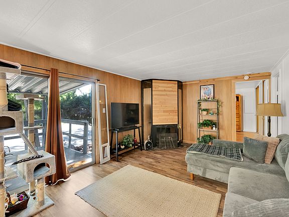 4th image of 5264 S Encino St