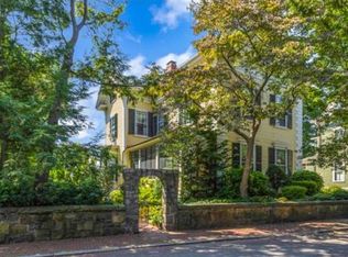 17 Flint St, Salem, MA 01970
