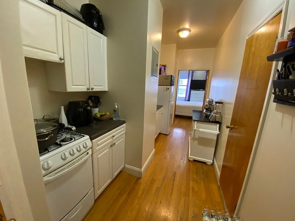 1st image of 444 E 78th St #A18