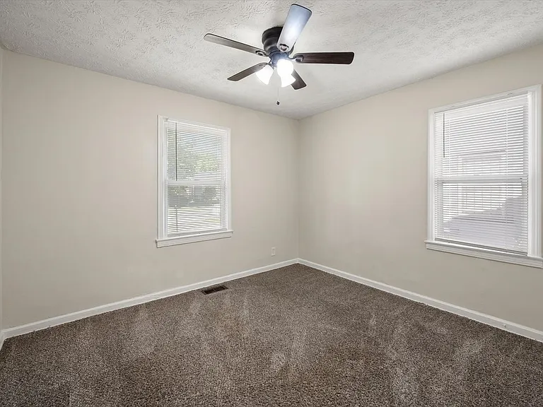 2629 Olive St — Photo 8