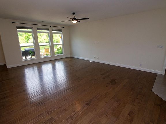 5th image of 4348 Hayloft Dr