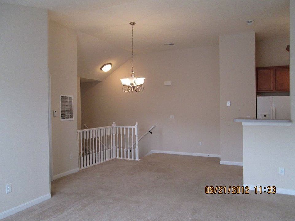 2nd image of 180 Overland Rdg APT 193
