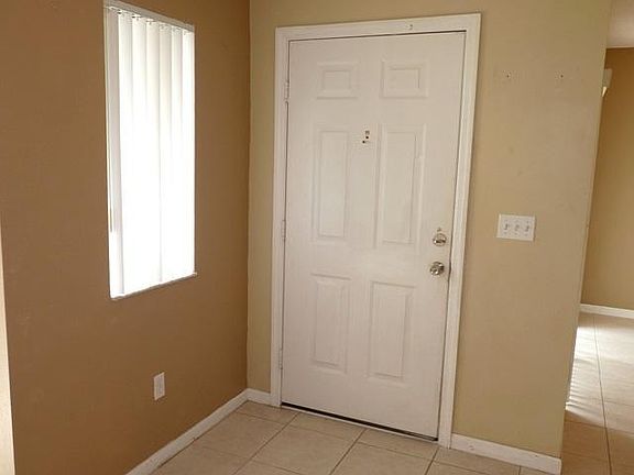 3rd image of 2227 White Pine Cir APT D