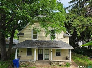 17 Hawthorne Terrace, Torrington, CT 06790