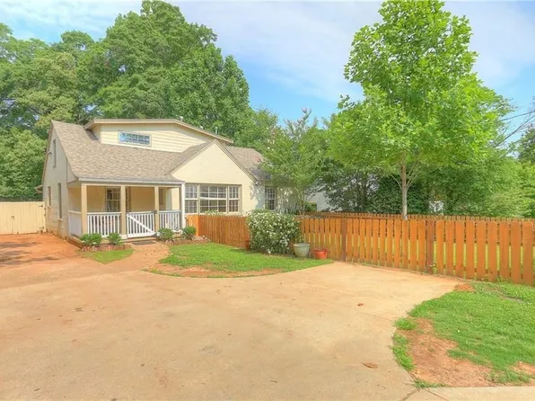 923 S Candler St, Decatur, GA 30030