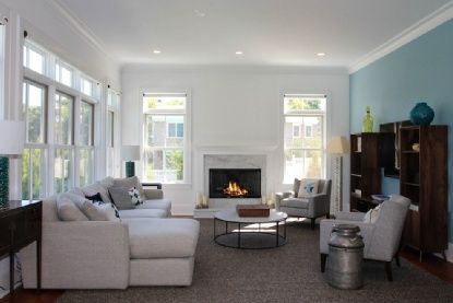  Living Room w/ Big TV