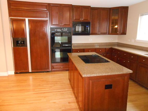 4th image of 1305 Callaway Dr N