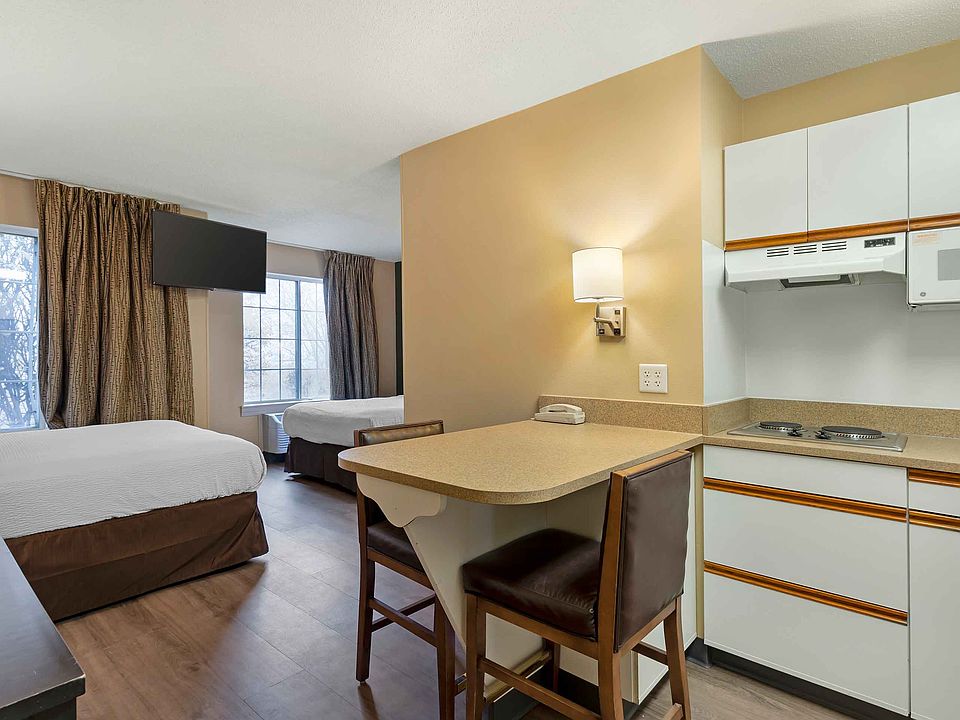 Studio Suite - 2 Full Beds