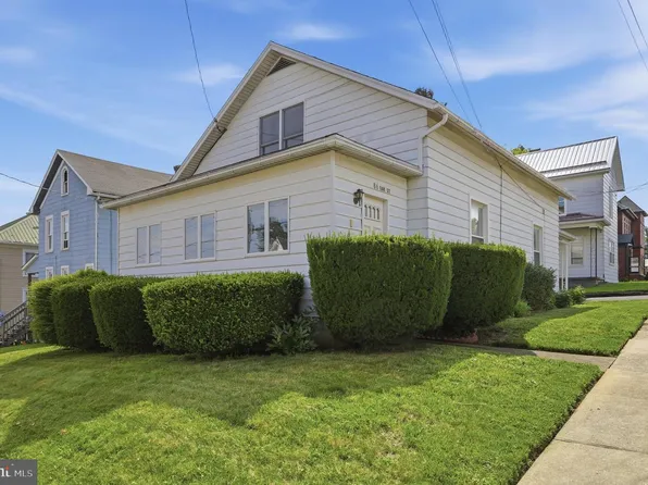 86 Oak St, Frostburg, MD 21532