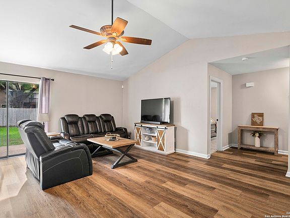 5th image of 4710 BARHILL ST