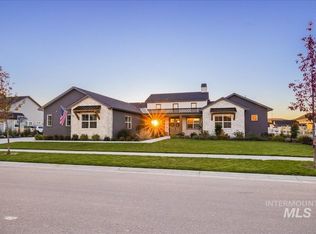 14437 N Woodpecker Ave, Garden City, ID 83714