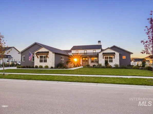 14437 N Woodpecker Ave, Garden City, ID 83714