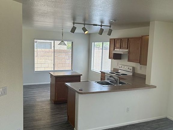 4th image of 12545 W Orange Dr
