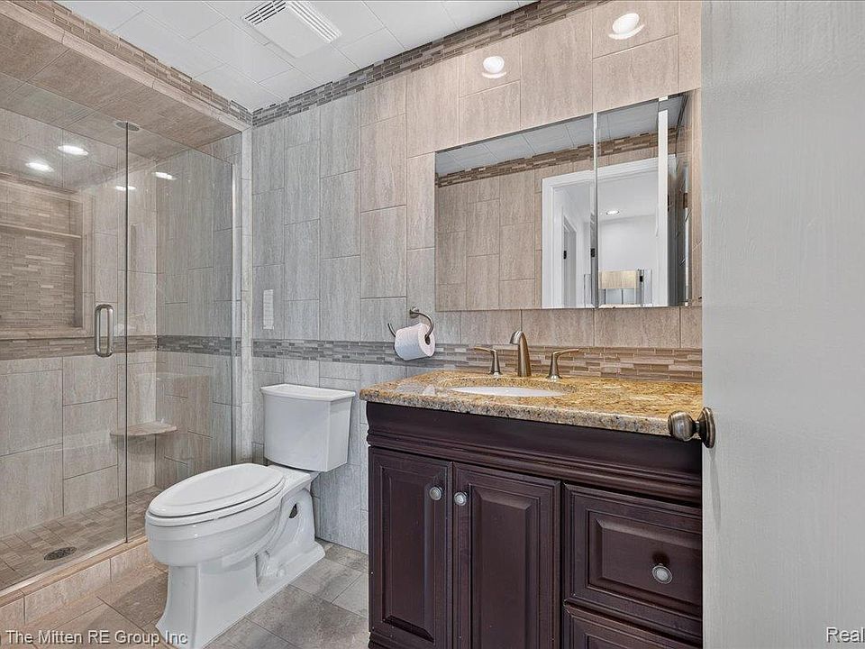 1198 Concord Ct, photo 21