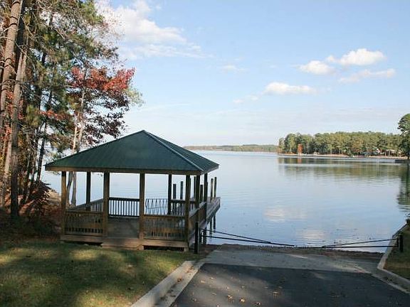Community Boat Ramp/Dock