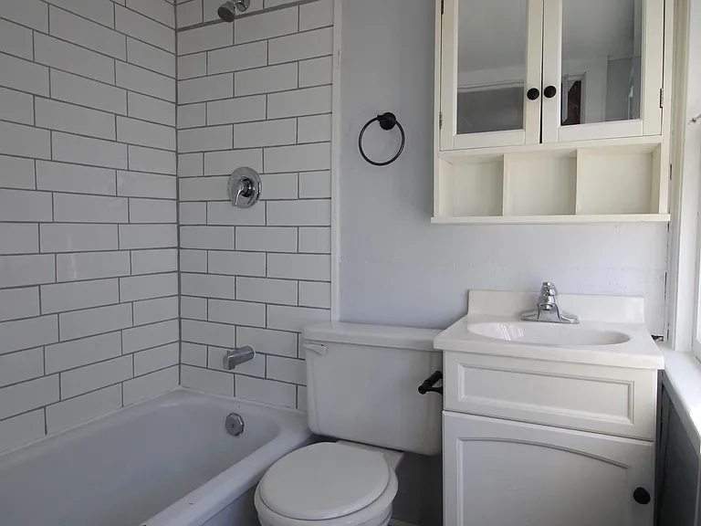 Recently renovated bathroom!