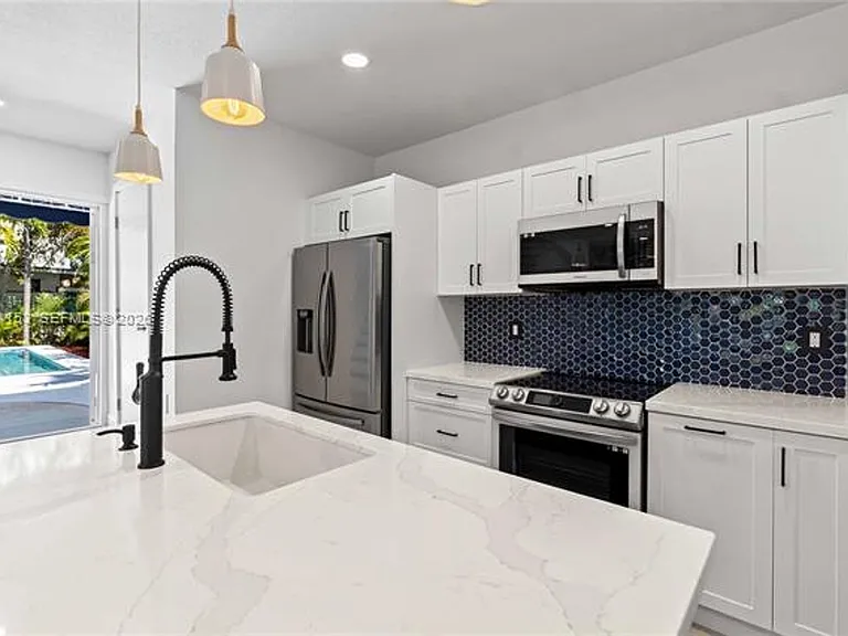 1345 SW 14th Ave #0 — Photo 39