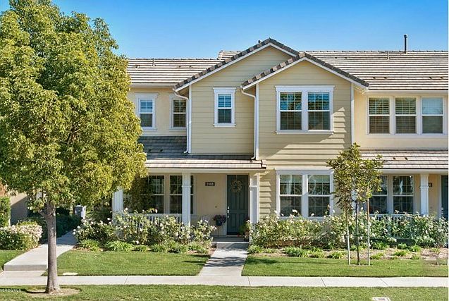 3168 N Oxnard Blvd-MLS_Size-001-15-Front
