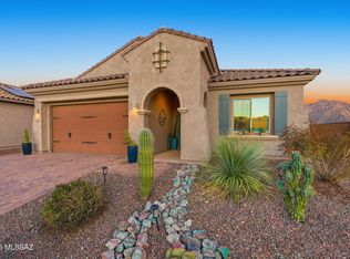 795 E Romsdalen Rd, Oro Valley, AZ 85755