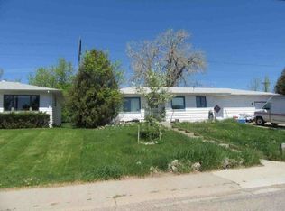 301 Riverview Dr E, Great Falls, MT 59404