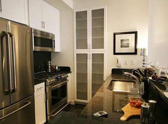 4th image of 320 W 38th St APT 834