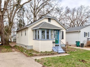3181 Kenwood St, Ferndale, MI 48220