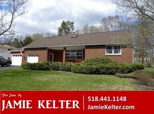 51 Northgate Dr, Albany, NY 12203