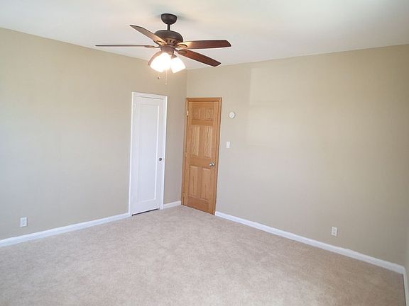 4th image of 13811 Beach Channel Dr APT B2